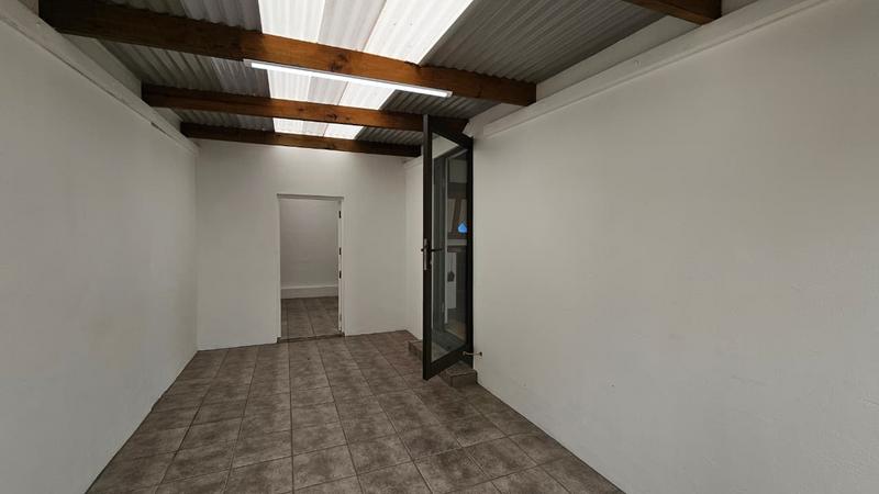 2 Bedroom Property for Sale in Britannica Heights Western Cape